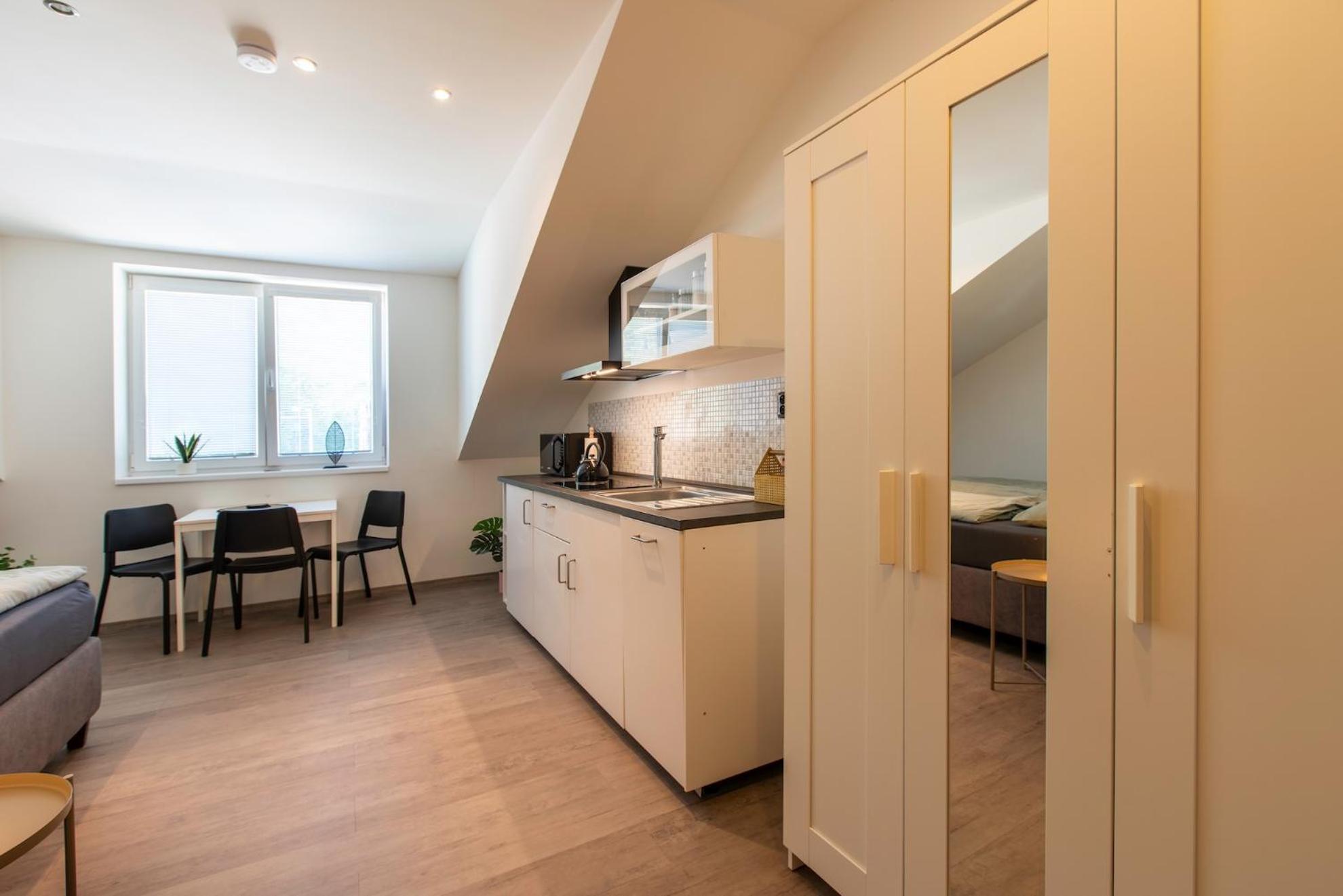Restaurace Hotel Praha Nizbor ภายนอก รูปภาพ