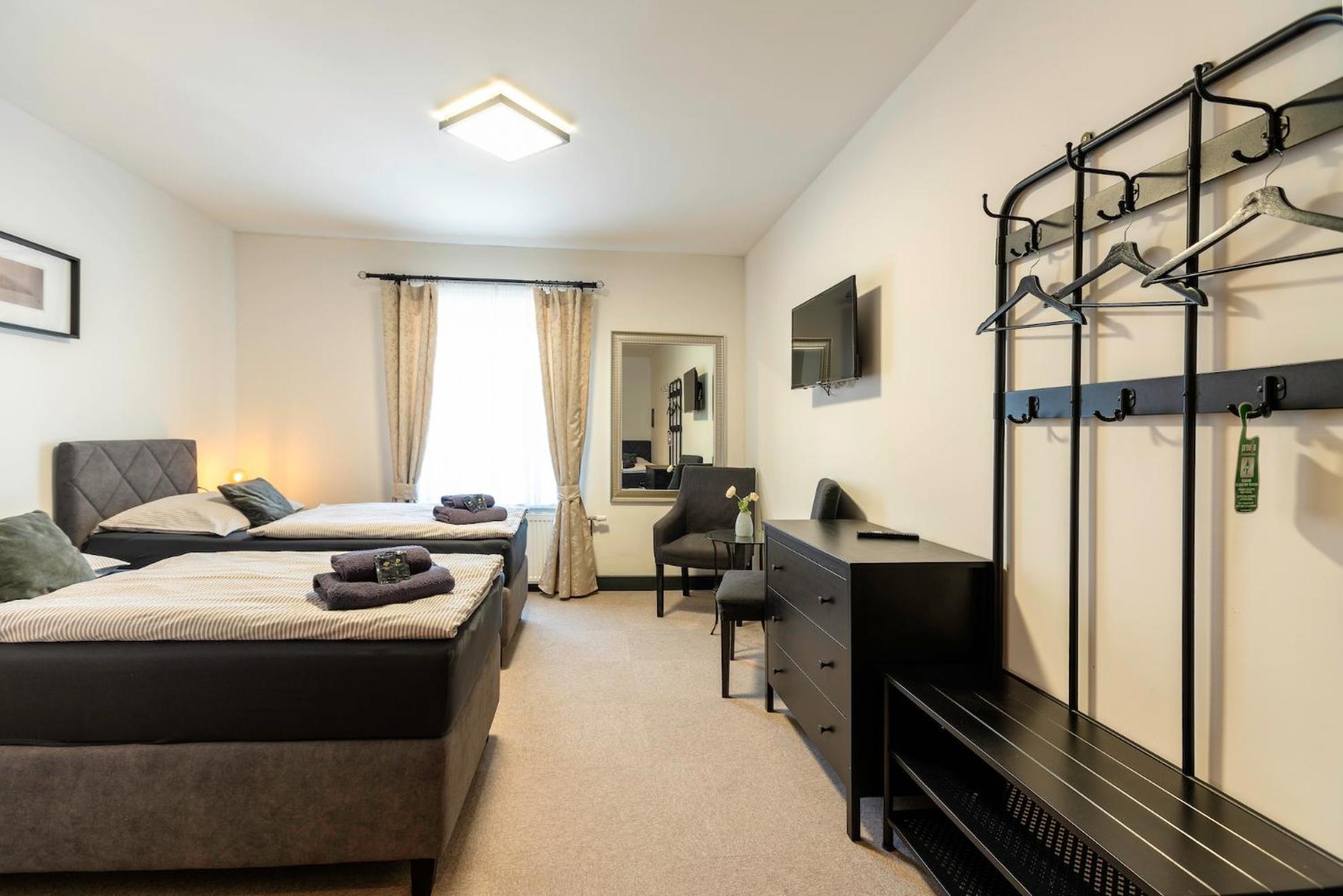 Restaurace Hotel Praha Nizbor ภายนอก รูปภาพ