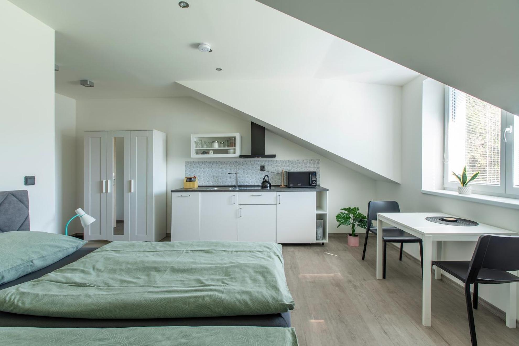 Restaurace Hotel Praha Nizbor ภายนอก รูปภาพ