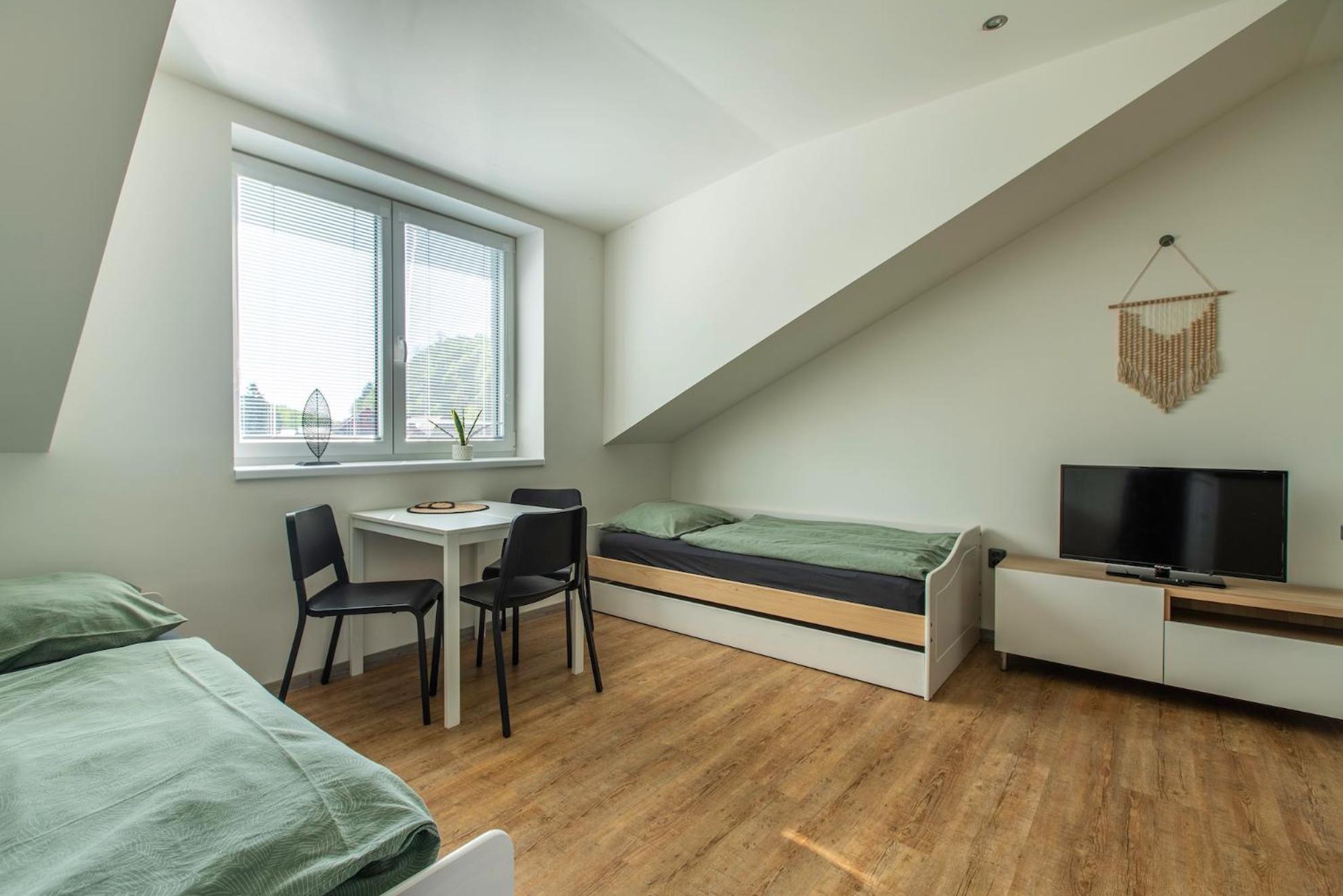 Restaurace Hotel Praha Nizbor ภายนอก รูปภาพ