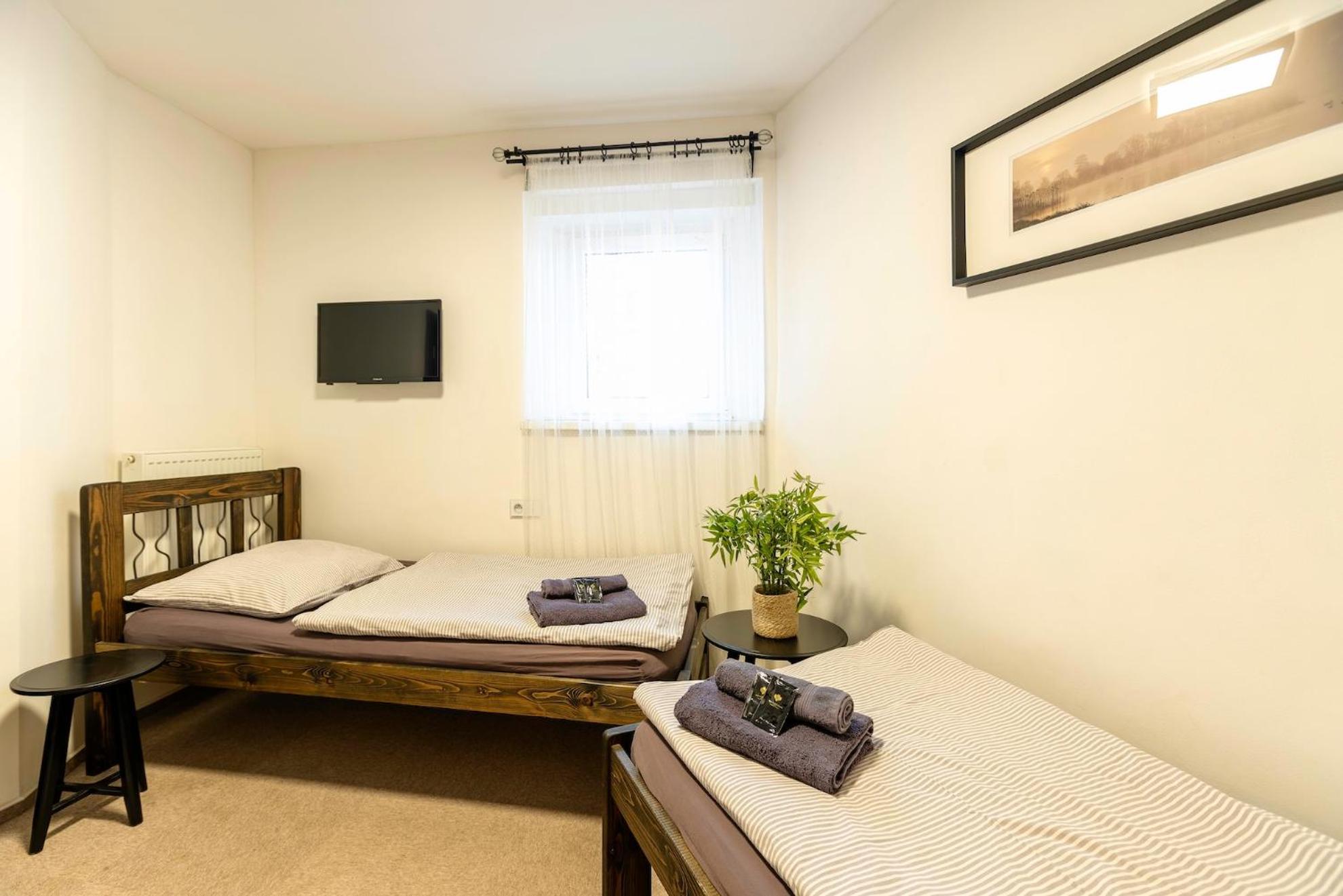 Restaurace Hotel Praha Nizbor ภายนอก รูปภาพ