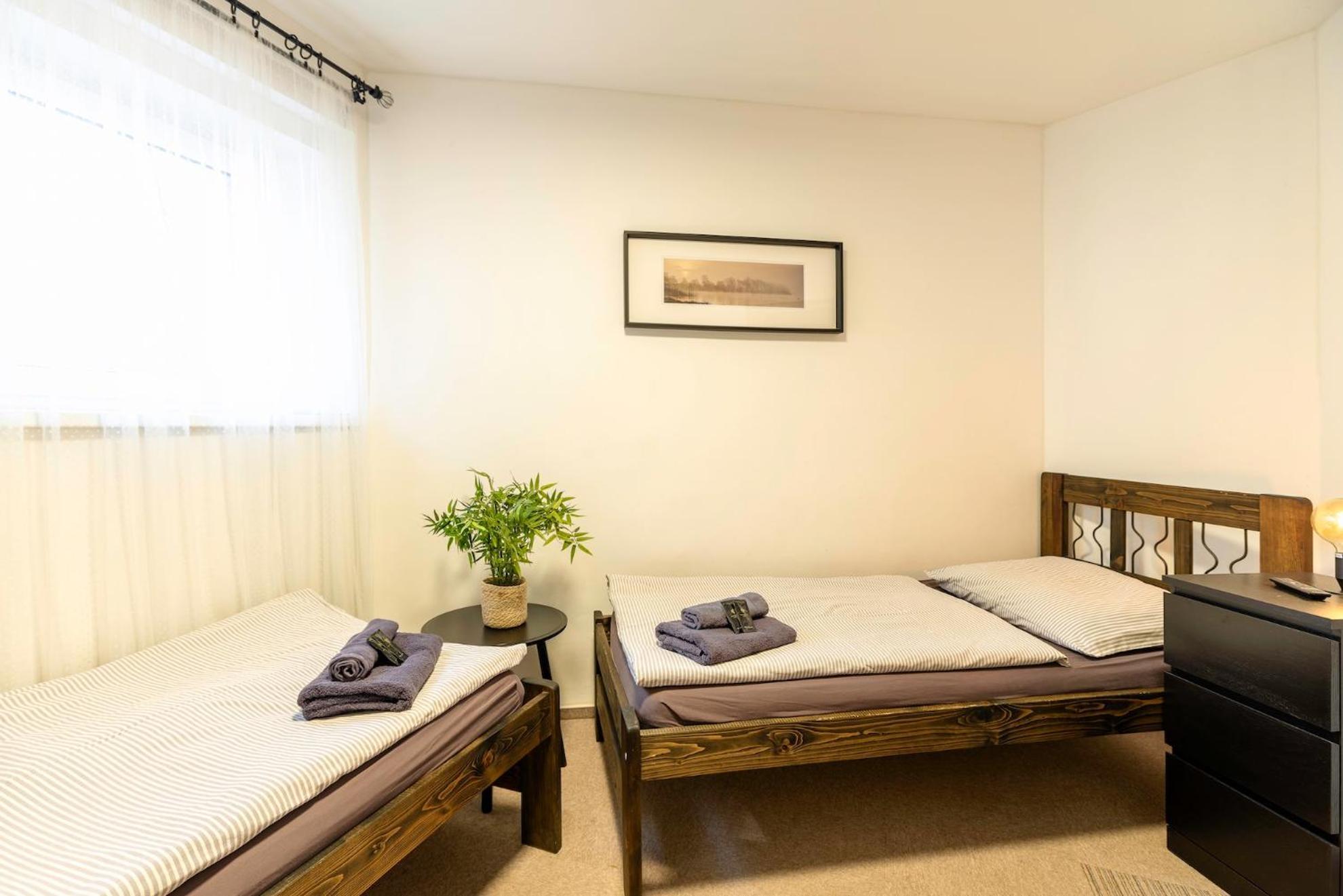 Restaurace Hotel Praha Nizbor ภายนอก รูปภาพ