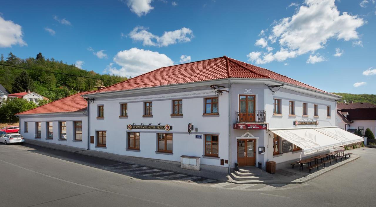 Restaurace Hotel Praha Nizbor ภายนอก รูปภาพ